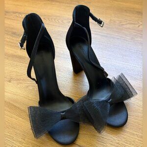 Forever 21 Elegant Black Heels with Bow Detail